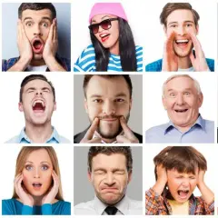Różne rodzaje uśmiechu i emocji na twarzach ludzi: od zdziwienia, przez radość, po złość i strach.